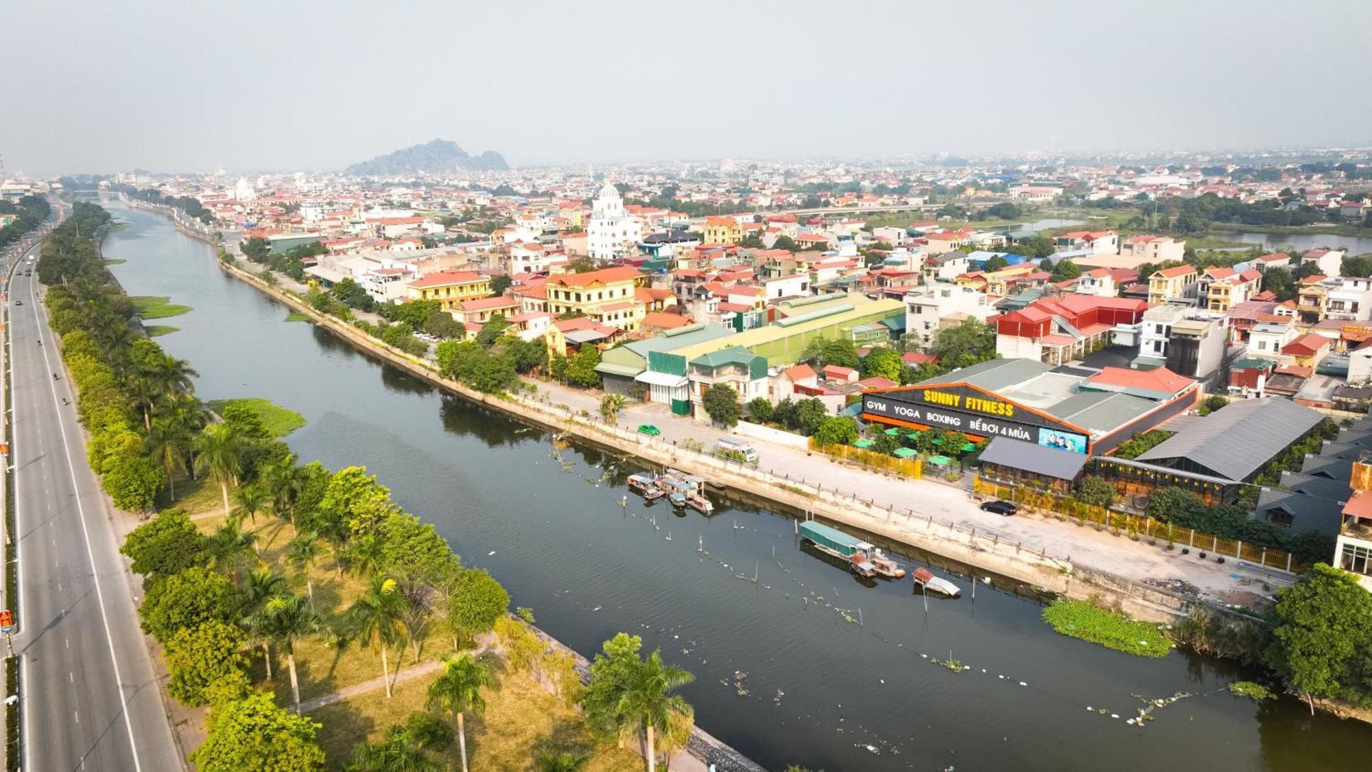 Sunny Bungalow & Hotel Ninh Bình Exteriör bild